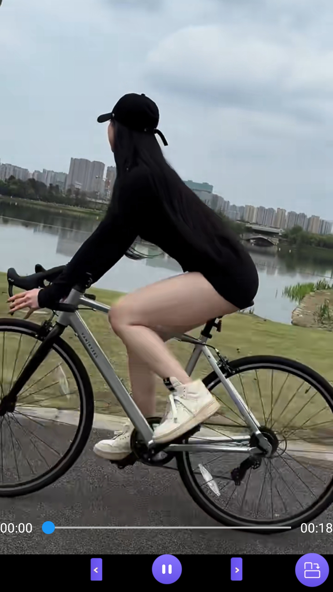 变身曲之都市红颜笑(完结)截图